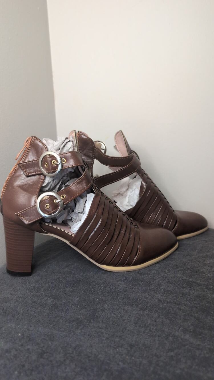 Brown Woven Cage Ankle Booties EU 38 Boho Western Double Buckle